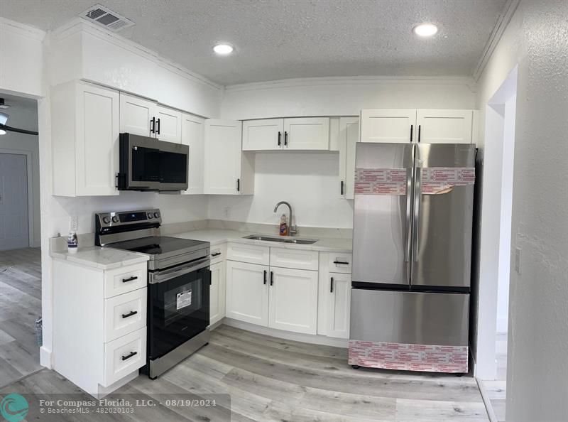 West Park West Park, FL 33023 - Photo 17 of 21