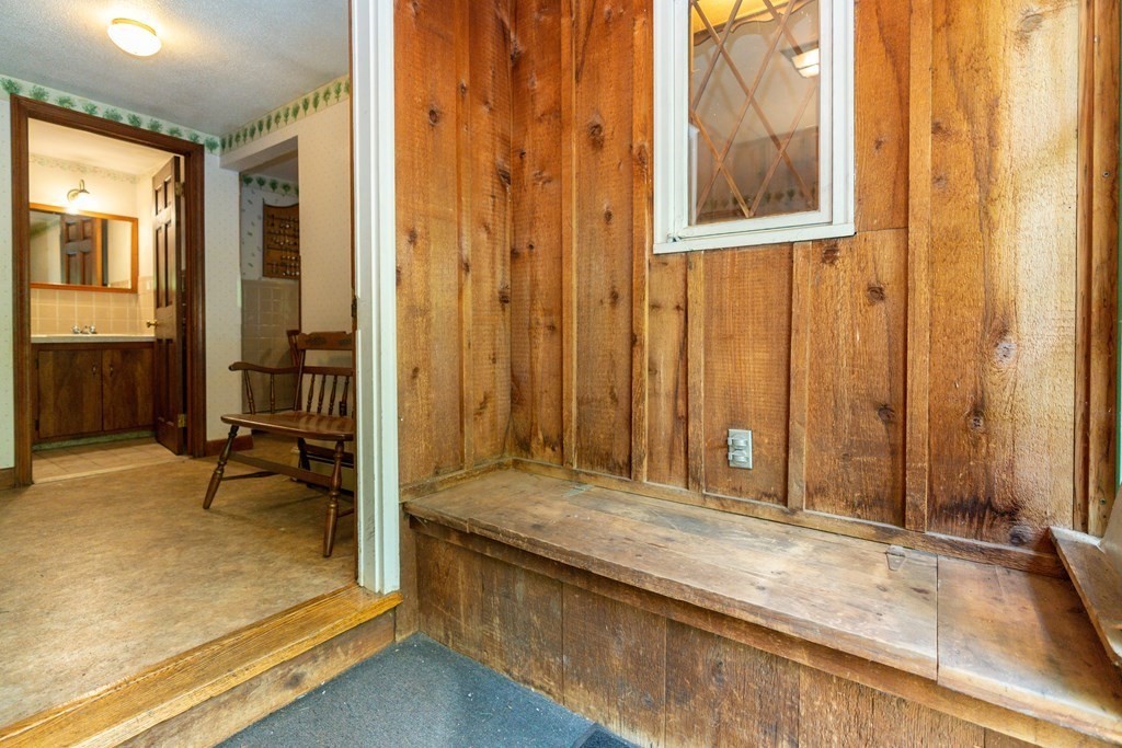 44 Davis Road West Brookfield, MA 01585 - Photo 36 of 42 Gallery Image 36