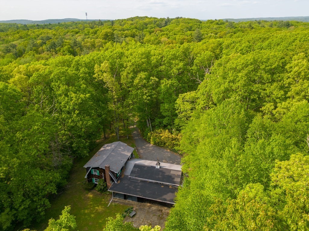 44 Davis Road West Brookfield, MA 01585 - Photo 6 of 42 Gallery Image 6