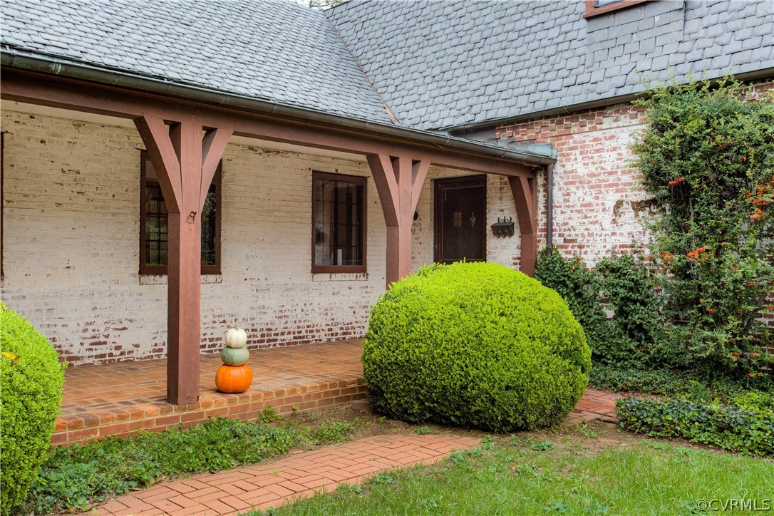 108 Seneca Road Richmond, VA 23226 - Photo 4 of 28 Gallery Image 4