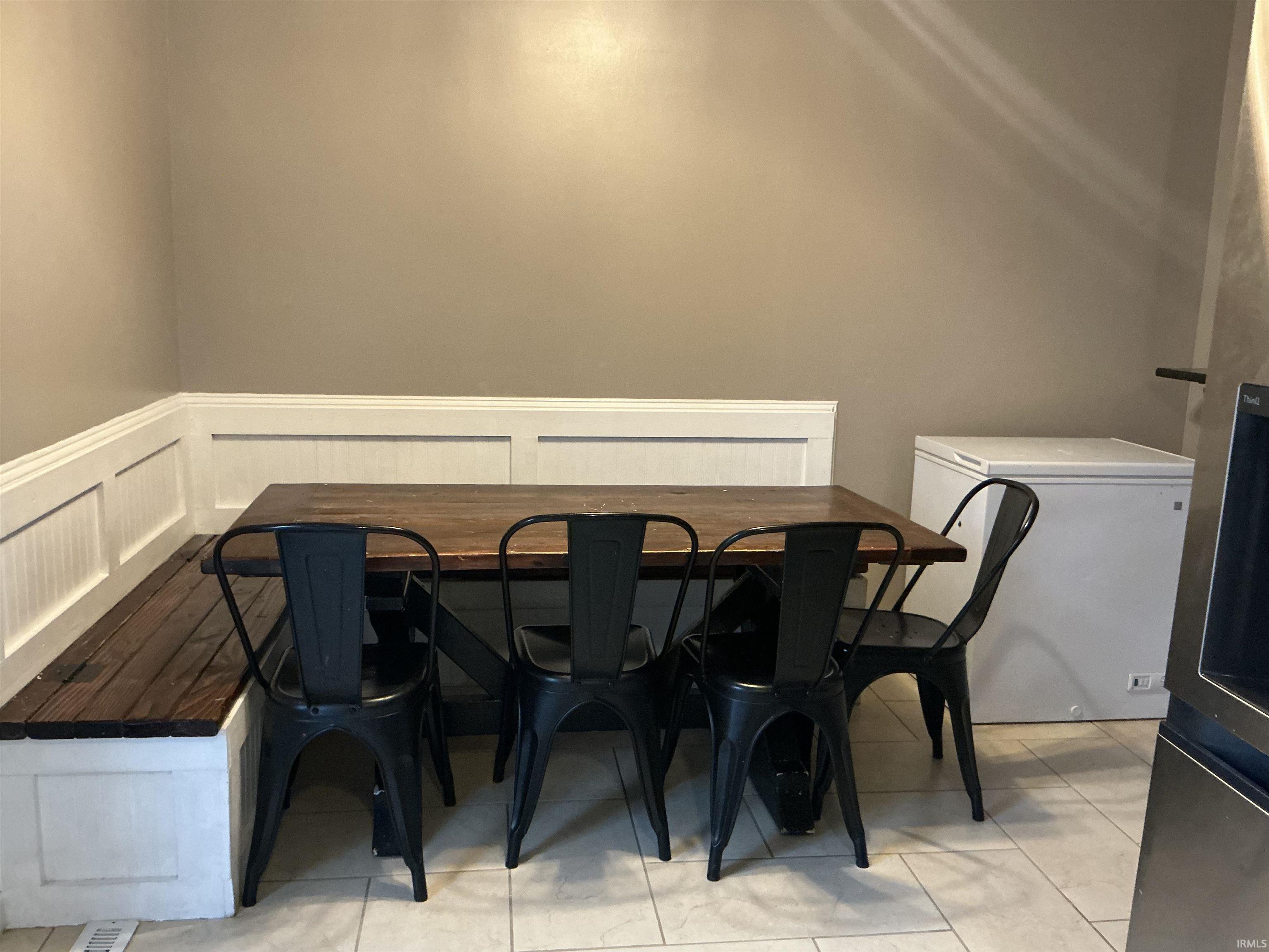 307 West Mill Road Evansville, IN 47710 - Photo 9 of 19