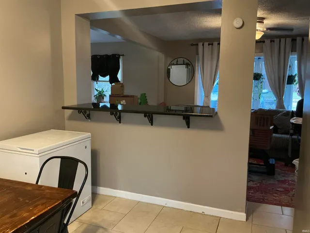 $164,900 | 307 West Mill Road, Evansville, IN 47710