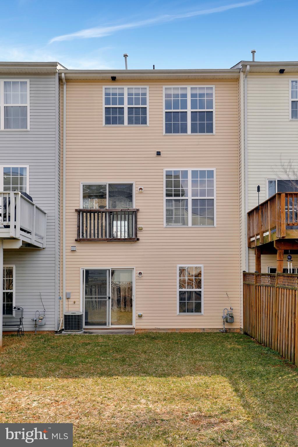 1943 Fieldstone Way Frederick, MD 21702 - Photo 6 of 47 Gallery Image 6
