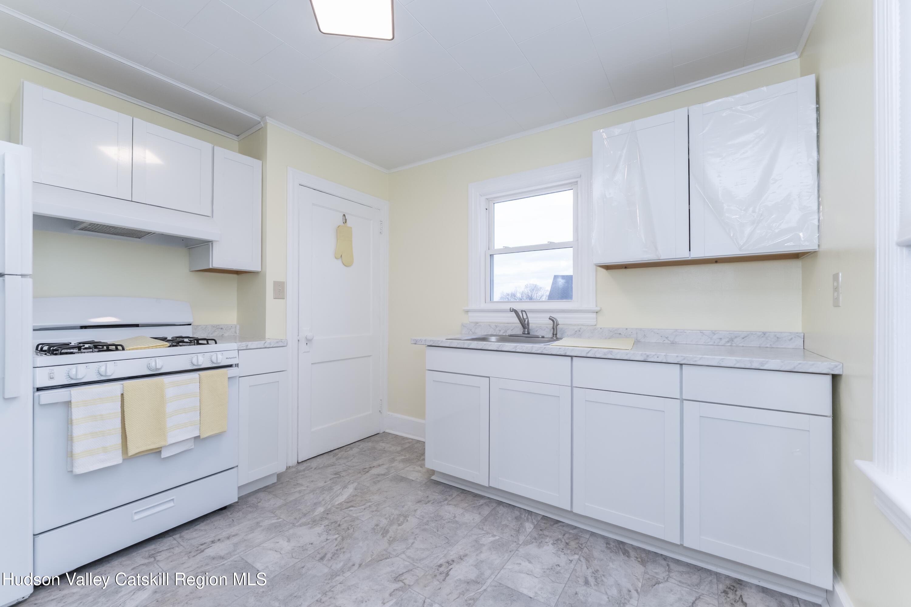 94 Stephan Street Kingston, NY 12401 - Photo 7 of 25 Image-6