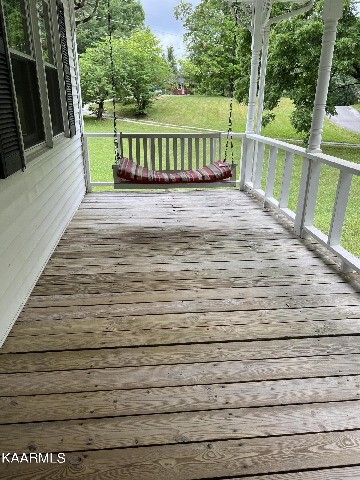 561 Grape Rough Road Oneida, TN 37841 - Photo 7 of 33 Gallery Image 7
