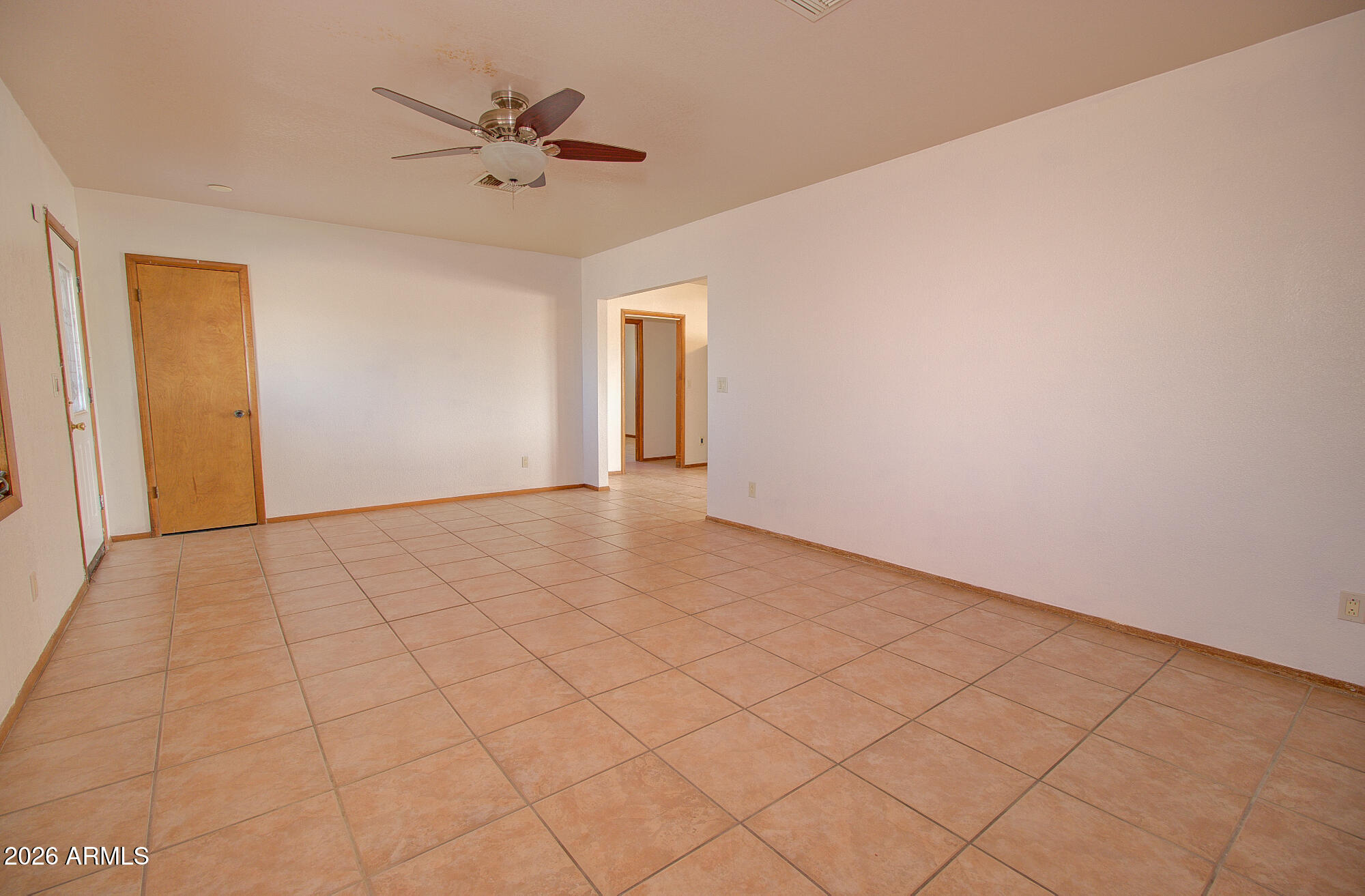 15047 South Moon Valley Road Arizona City, AZ 85123 - Photo 11 of 35 11