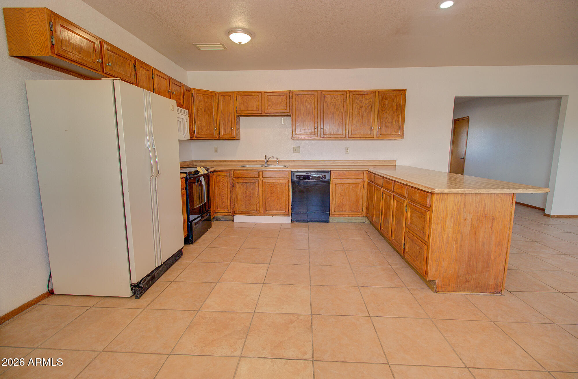 15047 South Moon Valley Road Arizona City, AZ 85123 - Photo 15 of 35 15