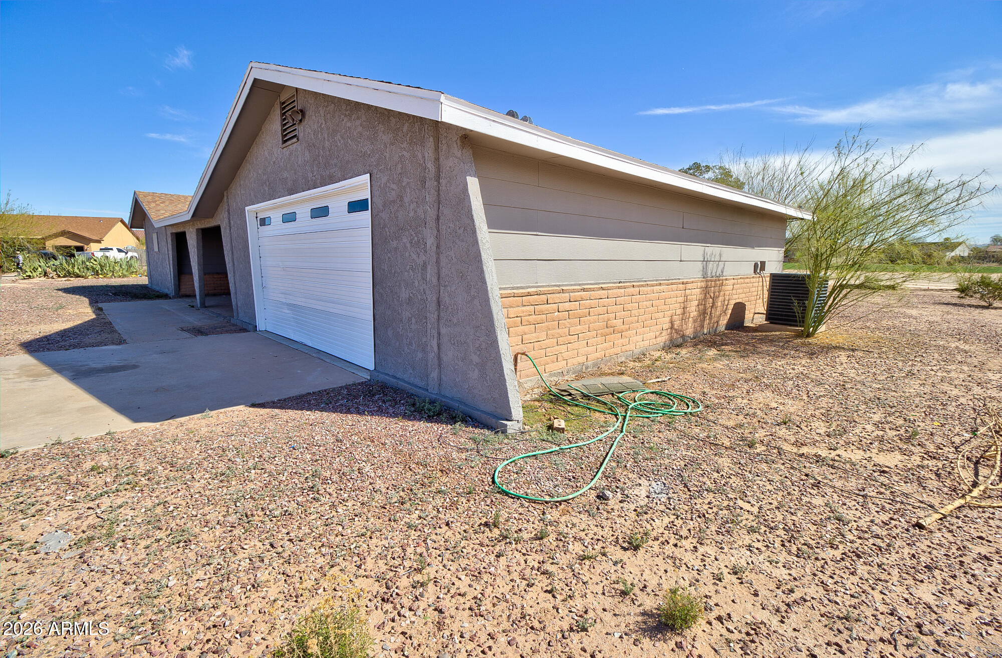 15047 South Moon Valley Road Arizona City, AZ 85123 - Photo 4 of 35 4