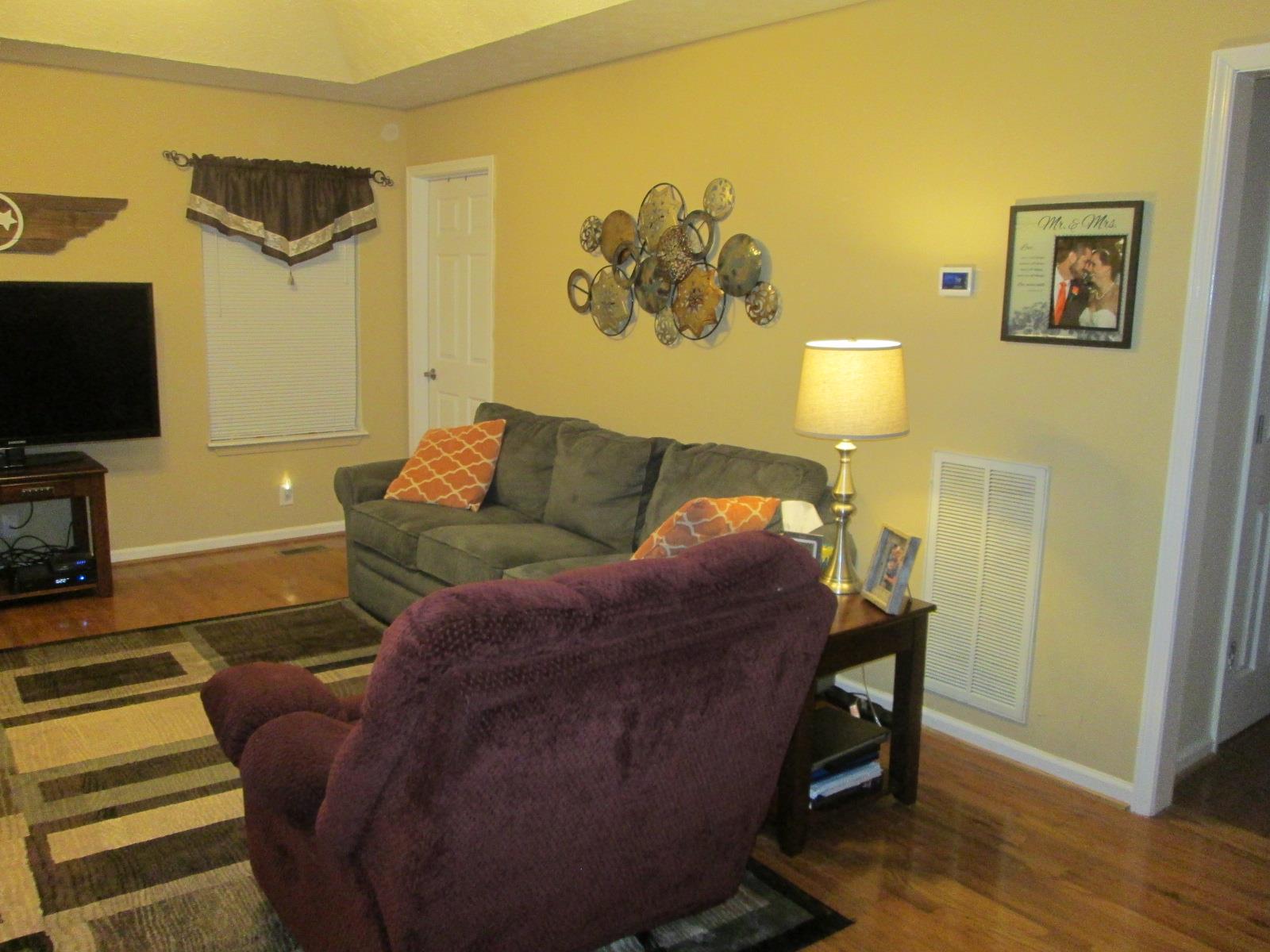 1007 Golden Pond Road Chapmansboro, TN 37035 - Photo 12 of 30 Gallery Image 12