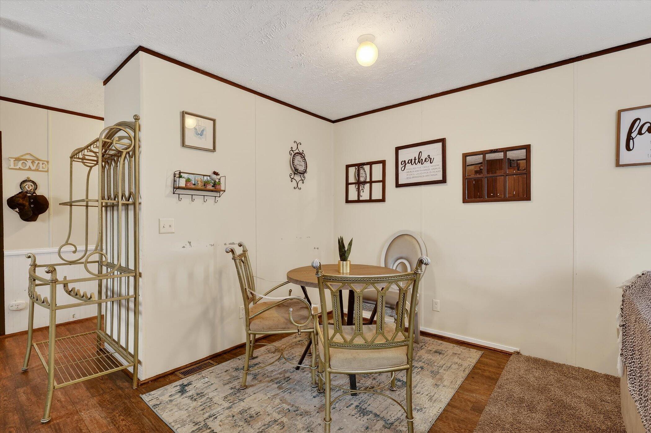 1125 Russell Street Wayland, MI 49348 - Photo 3 of 14 Dining Room