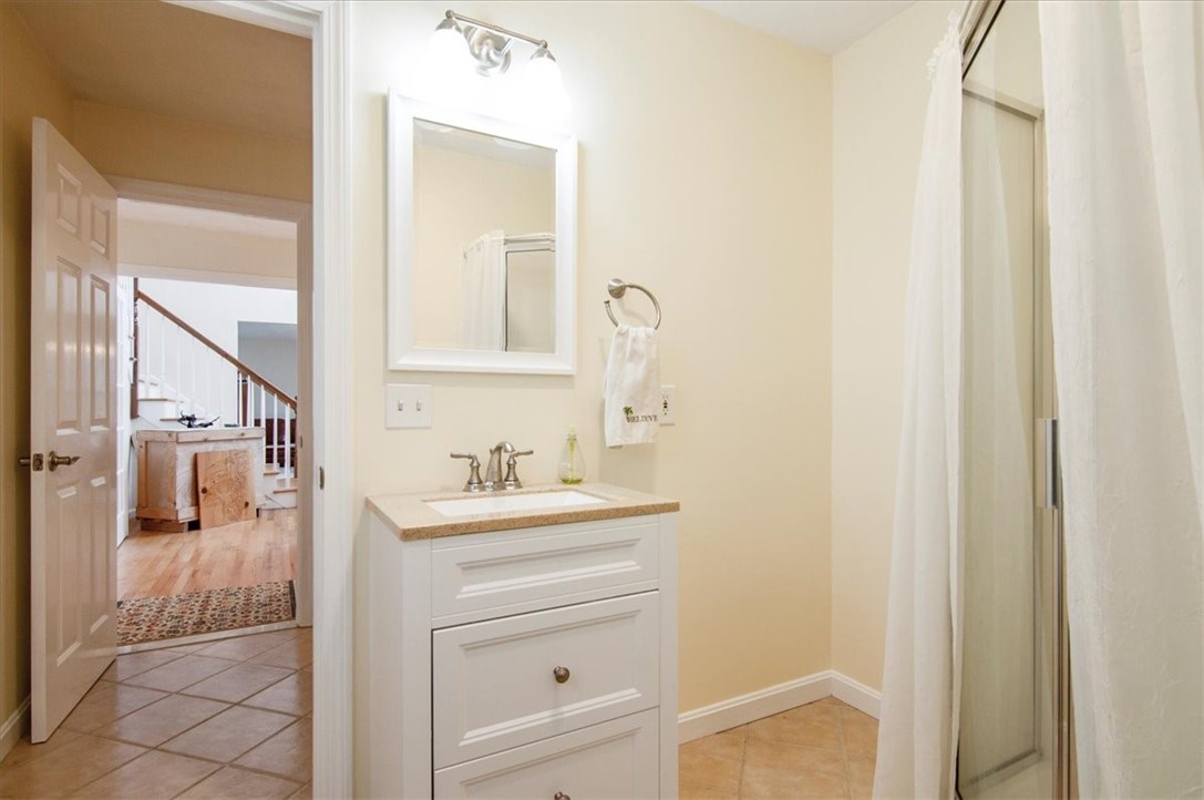 13 Wicklow Road Westerly, RI 02891 - Photo 23 of 46