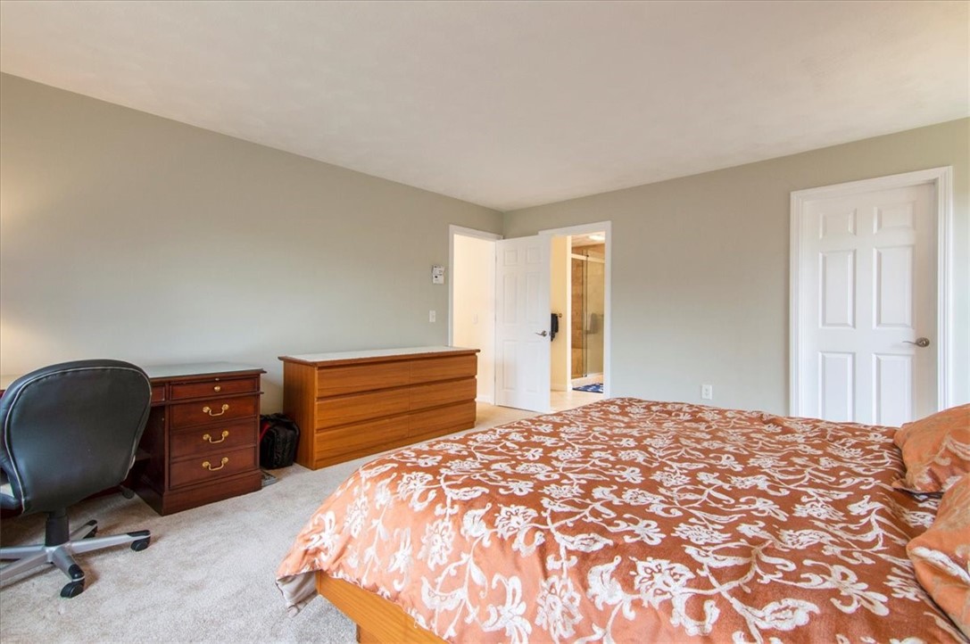13 Wicklow Road Westerly, RI 02891 - Photo 28 of 46