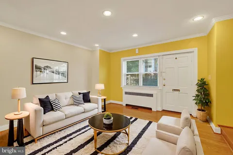 $3,000 | 5235 43rd Street Northwest, Washington, DC 20015