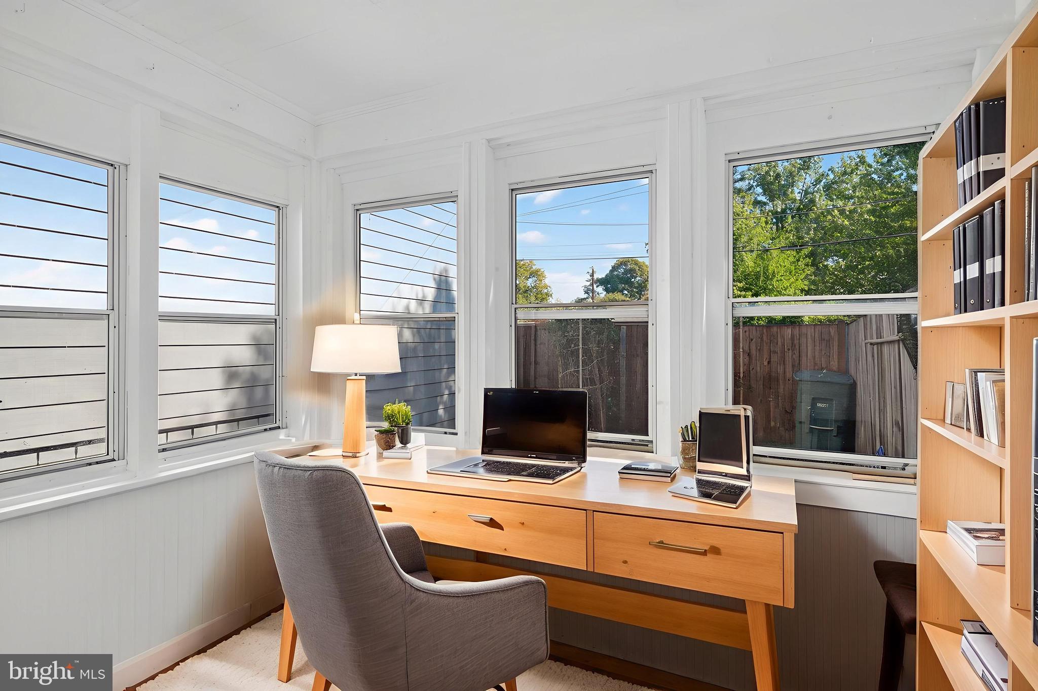 5235 43rd Street Northwest Washington, DC 20015 - Photo 6 of 11