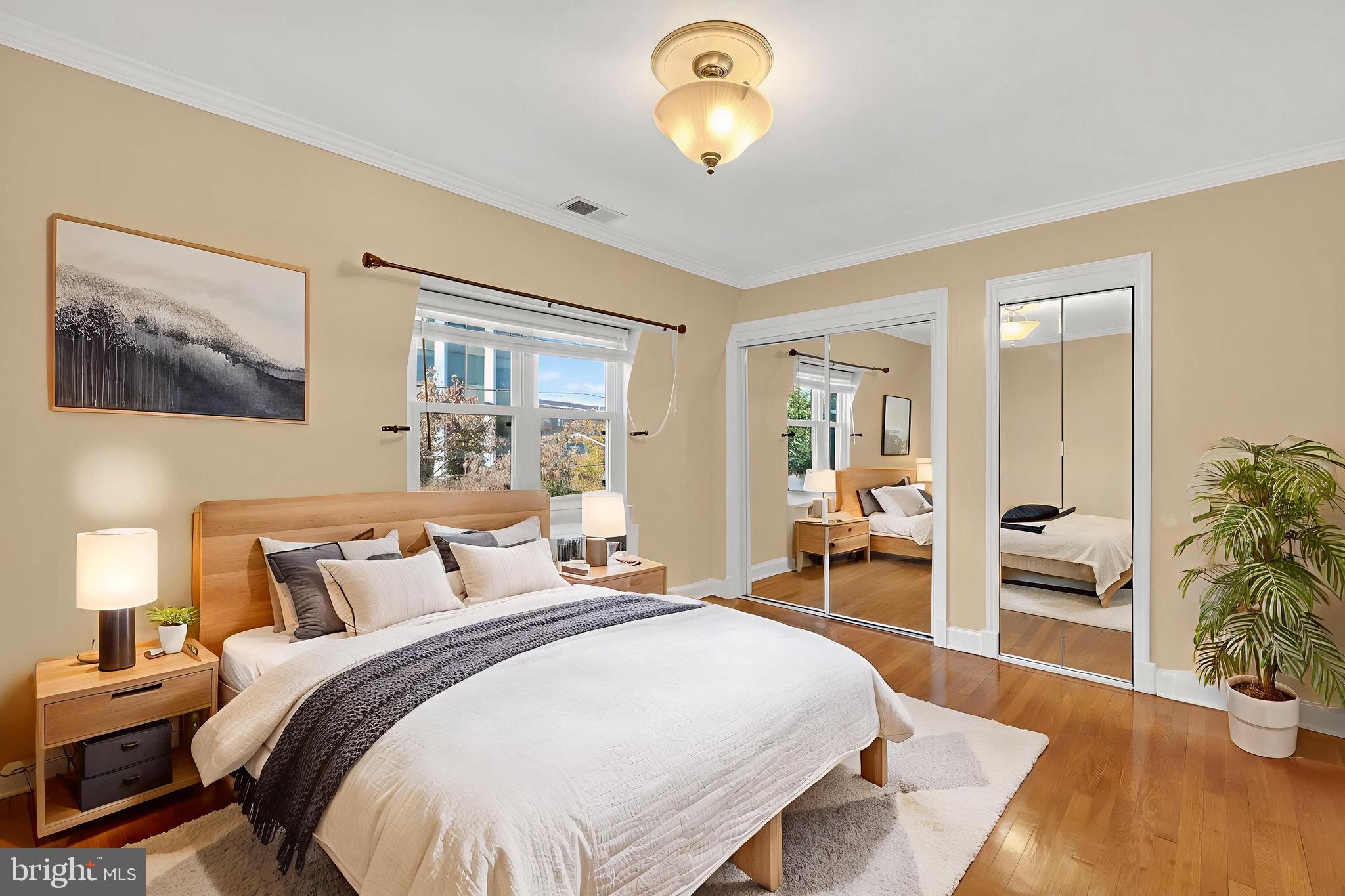 5235 43rd Street Northwest Washington, DC 20015 - Photo 9 of 11