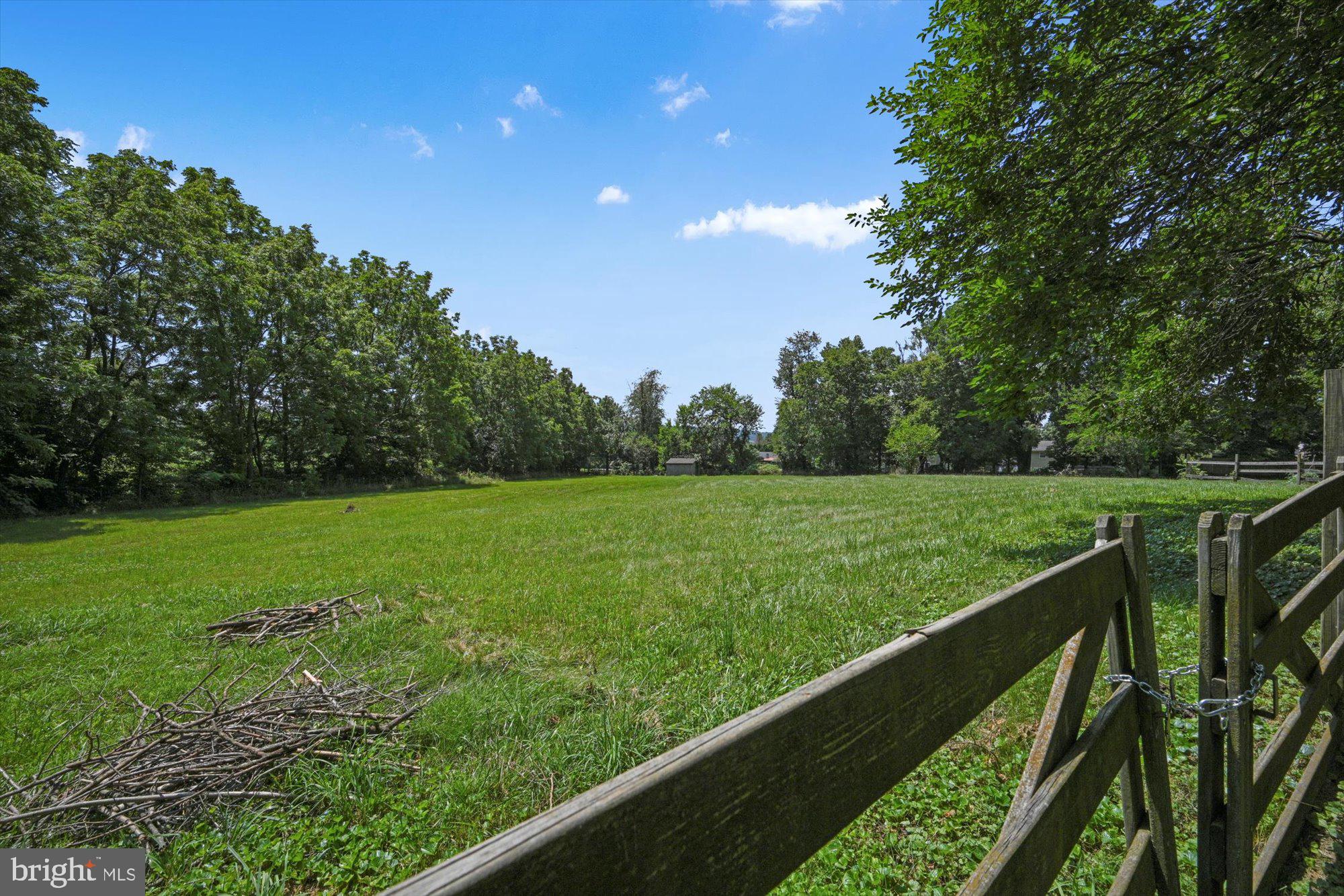 1836 Iron Bridge Road Columbia, PA 17512 - Photo 33 of 38 Pasture