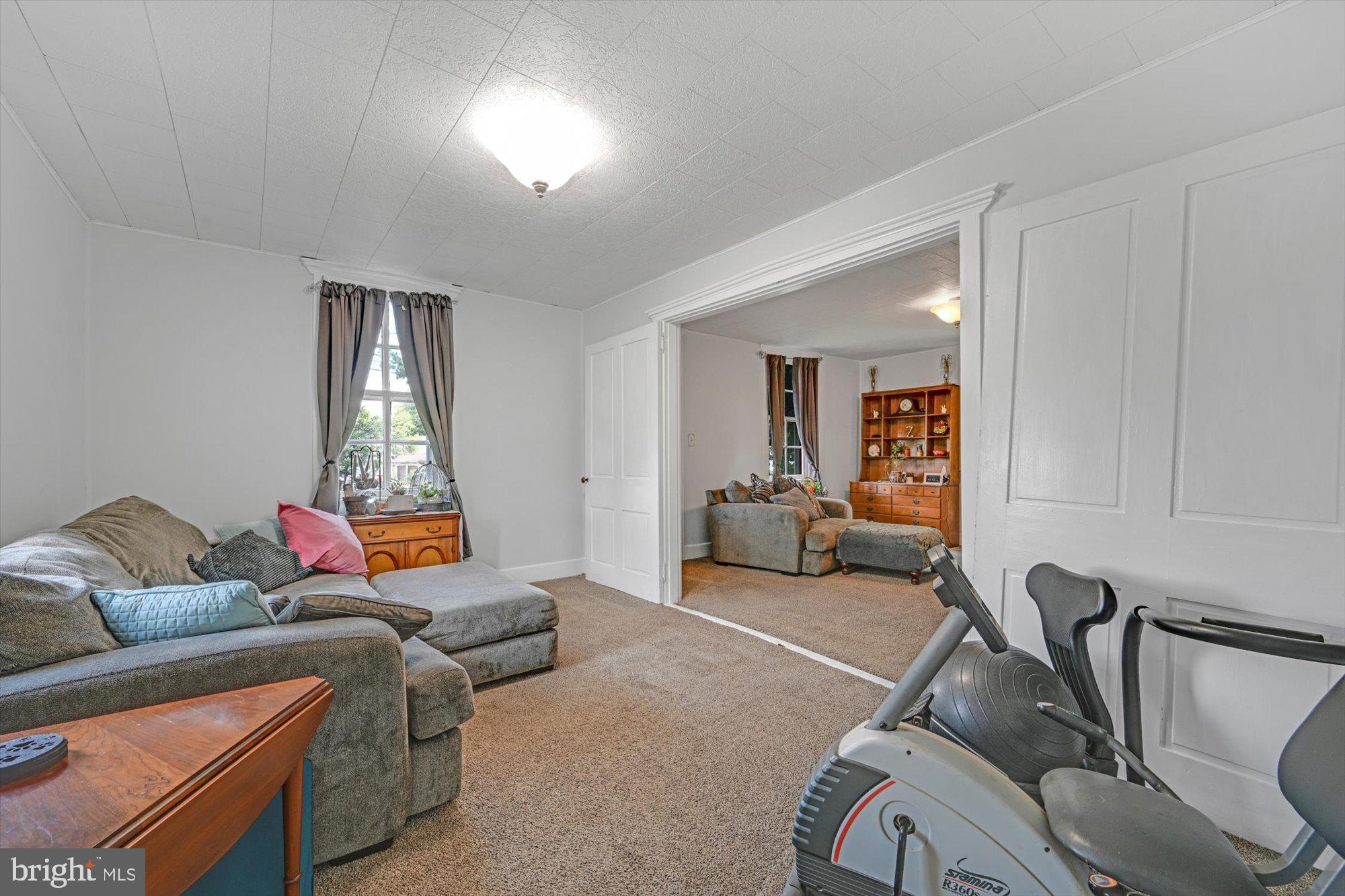 1836 Iron Bridge Road Columbia, PA 17512 - Photo 6 of 38 Family Room