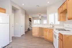 $1,905 | 10521 West Table Lands Court, Las Vegas, NV 89129