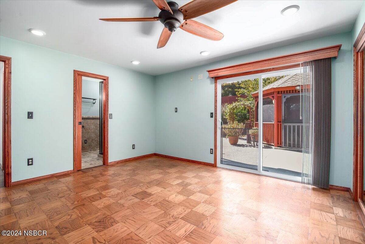 313 Somerset Place Lompoc, CA 93436 - Photo 22 of 59 19 Master bed