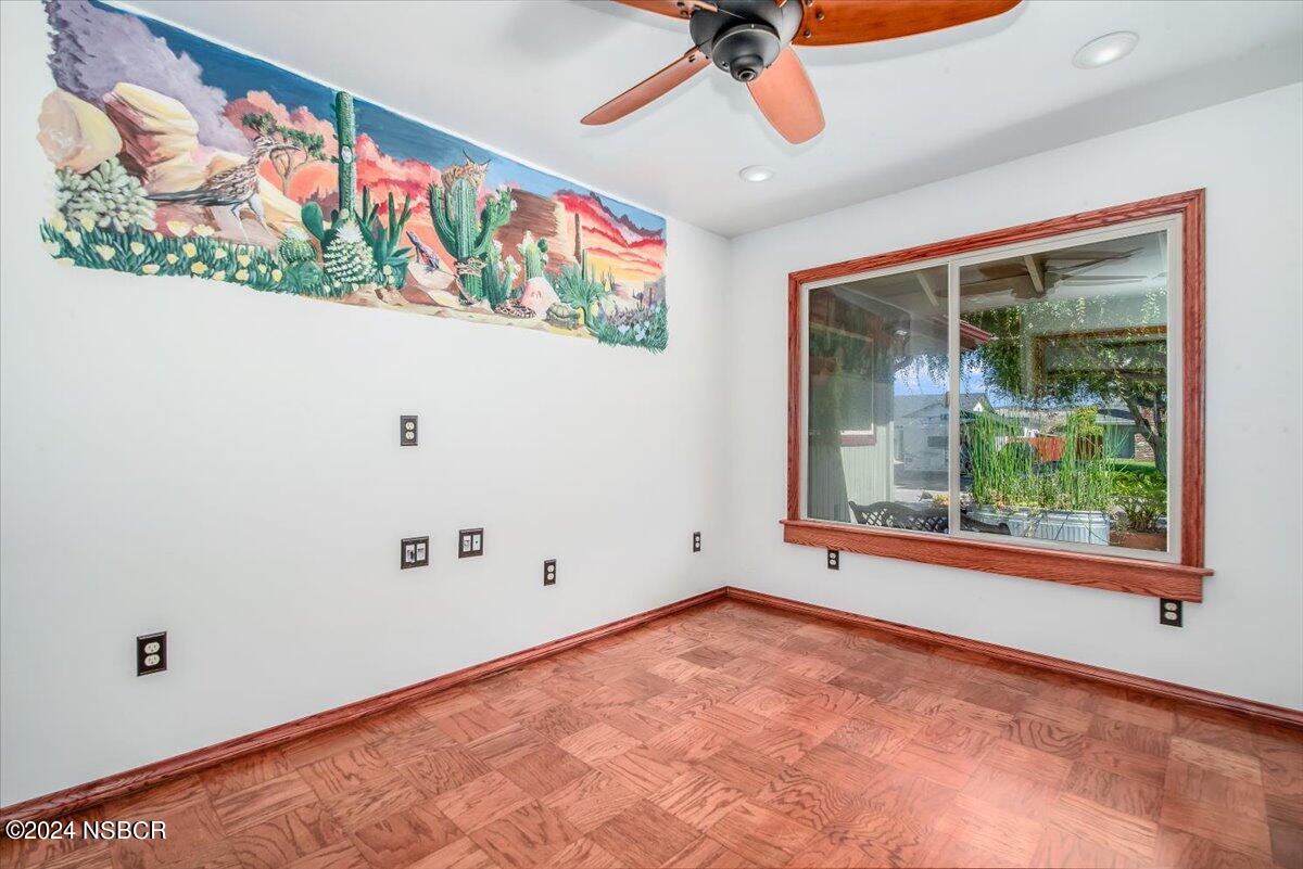 313 Somerset Place Lompoc, CA 93436 - Photo 25 of 59 23 downstairs bedroom 2