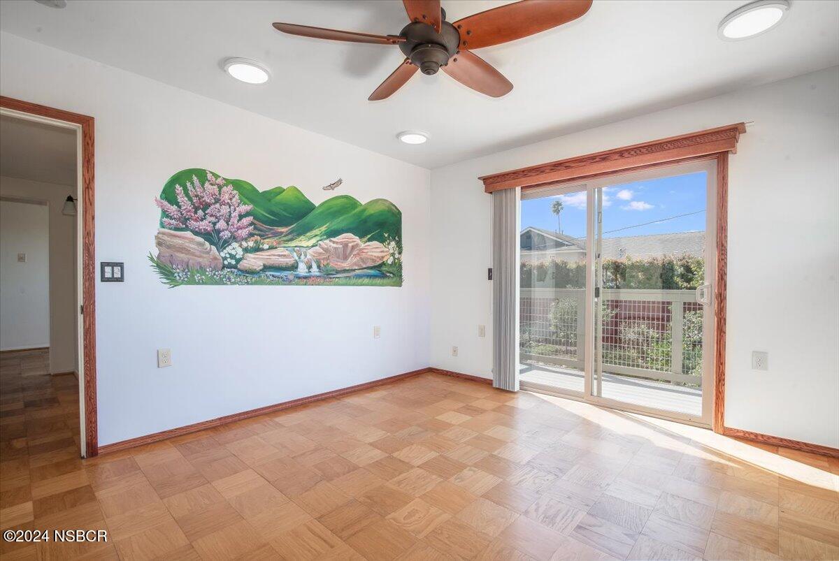 313 Somerset Place Lompoc, CA 93436 - Photo 27 of 59 25 downstairs bedroom 2