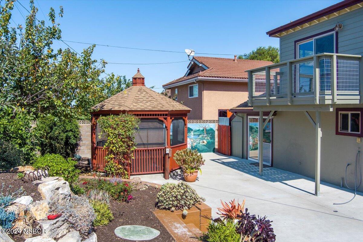 313 Somerset Place Lompoc, CA 93436 - Photo 52 of 59 46 jacuszzi