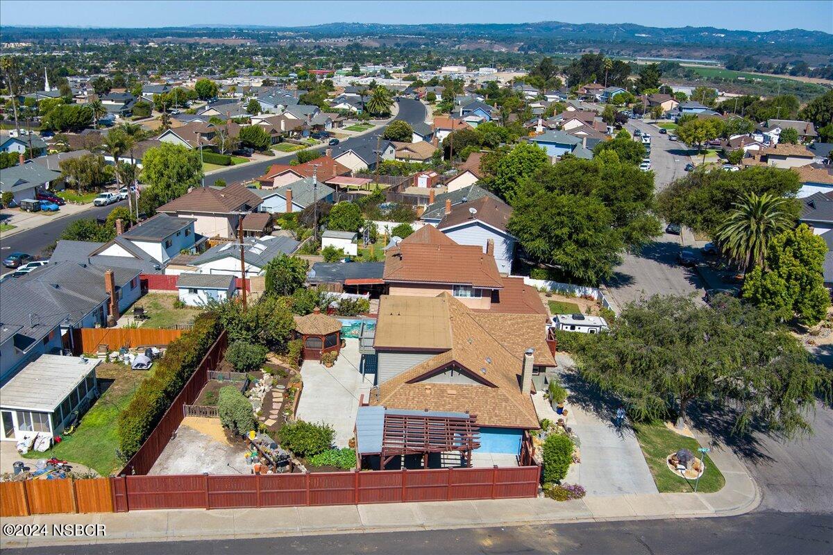 313 Somerset Place Lompoc, CA 93436 - Photo 10 of 59 9 front