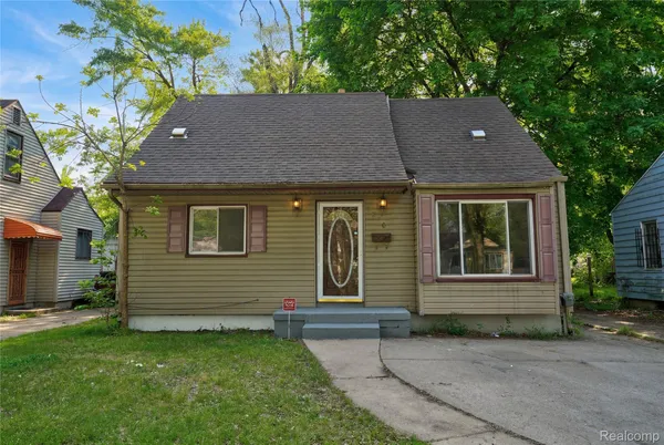 $49,900 | 3210 Brownell Boulevard, Flint, MI 48504