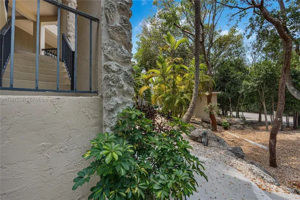 $3,900 | 96000 Overseas Highway, Unit W43, Key Largo, FL 33037