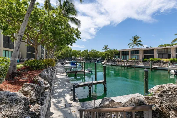 $3,900 | 96000 Overseas Highway, Unit W43, Key Largo, FL 33037