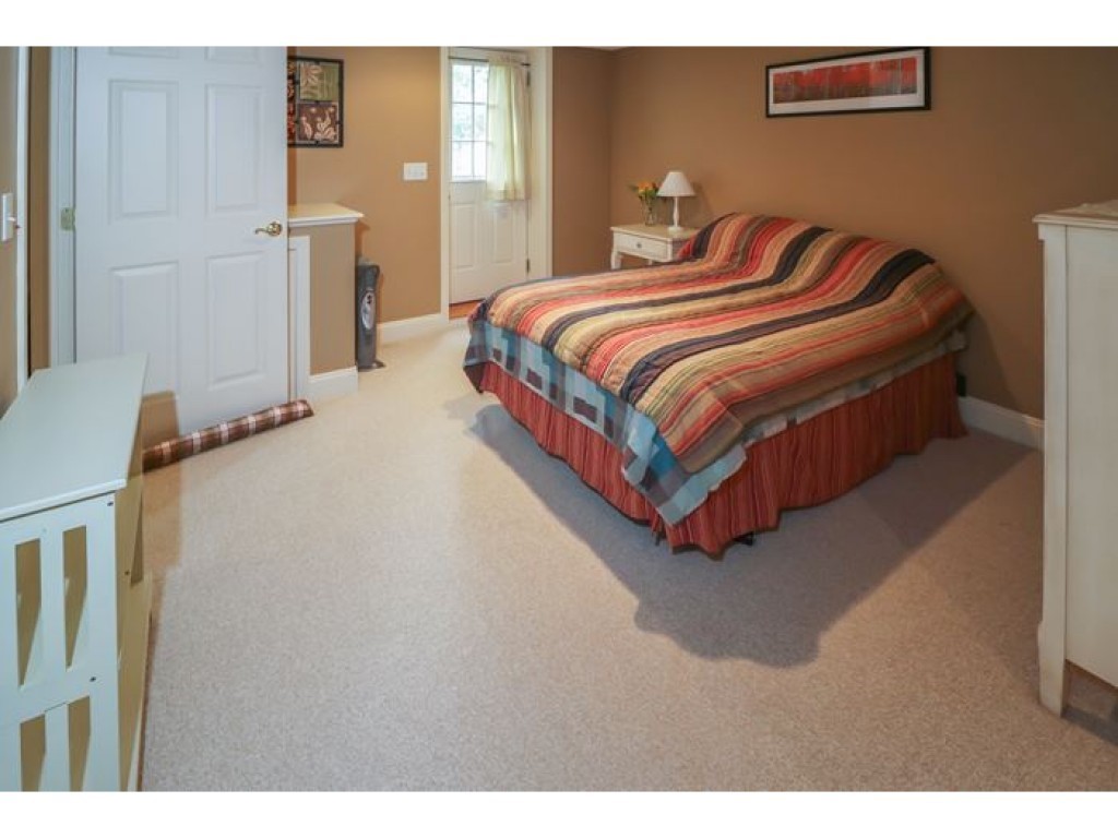 13 Captain's Way Exeter, NH 03833 - Photo 18 of 22