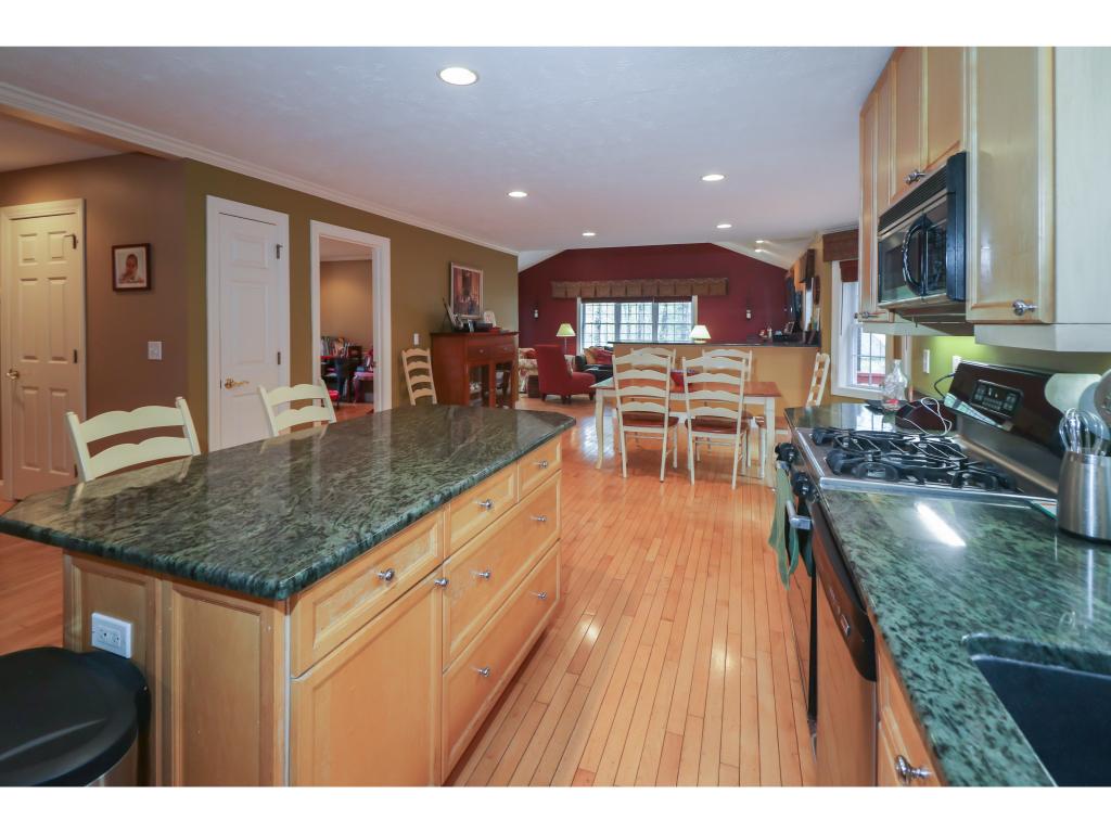 13 Captain's Way Exeter, NH 03833 - Photo 7 of 22