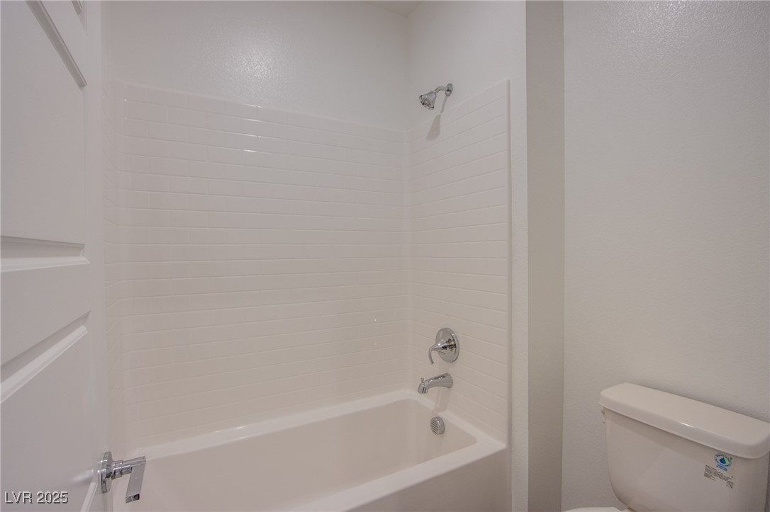 139 Aqua Commons Lane Henderson, NV 89015 - Photo 14 of 24