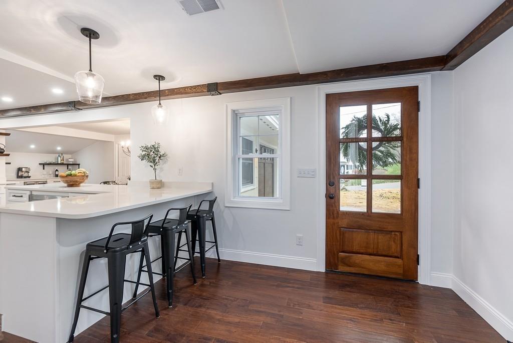 18 Parlee Road Chelmsford, MA 01824 - Photo 8 of 32