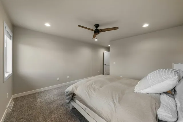 $354,900 | 140 Sunrise Court, Cedar Grove, WI 53013