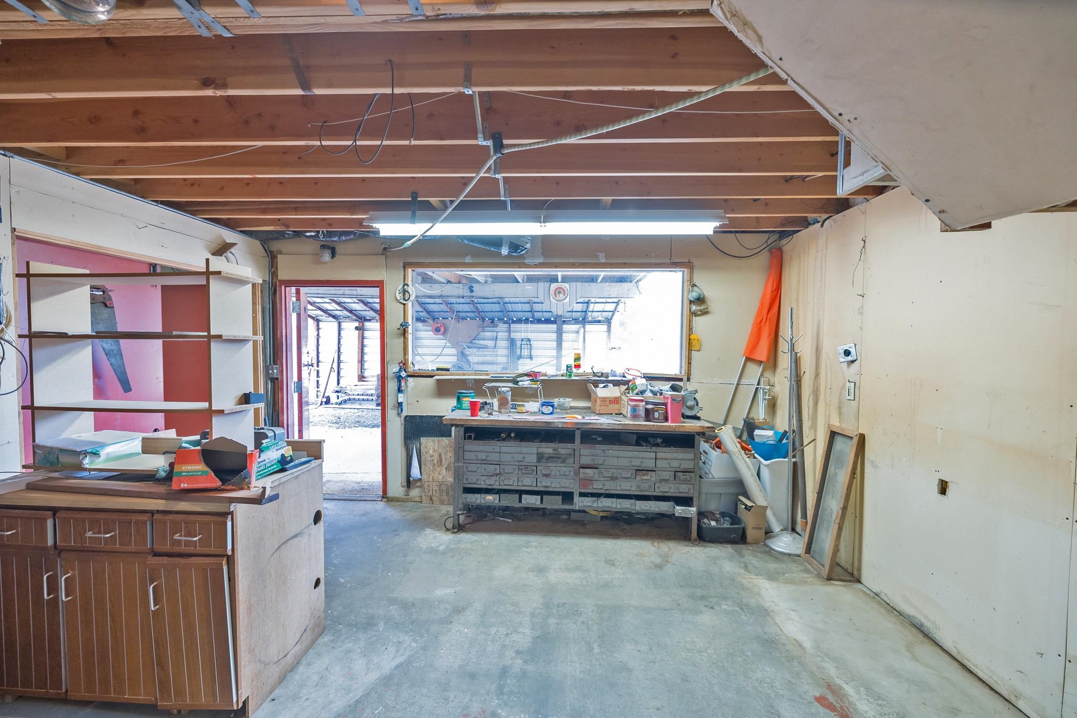 11102 East Laurel Road Elk, WA 99009 - Photo 14 of 38