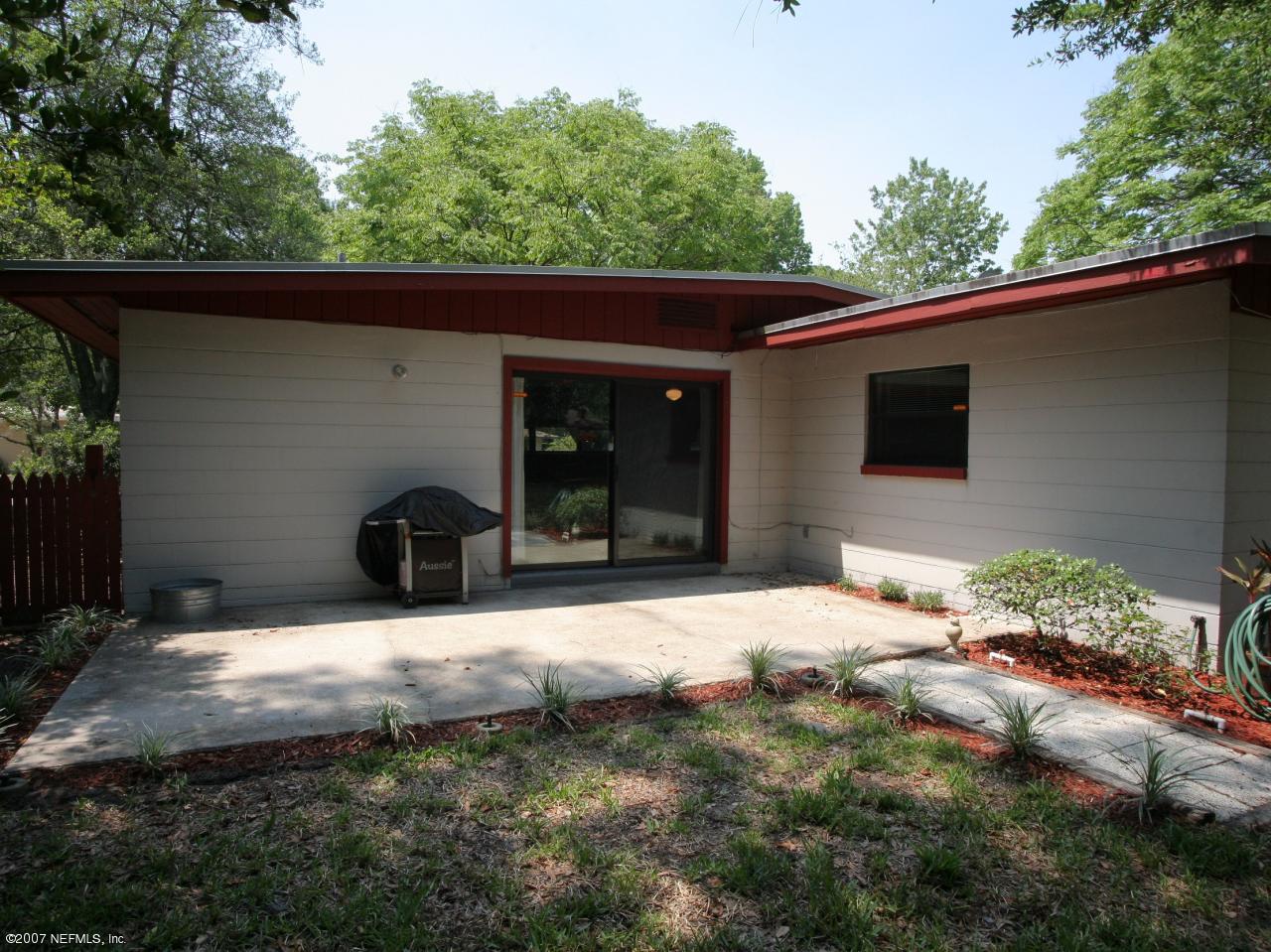 7063 Diamond Head Road Jacksonville, FL 32216 - Photo 13 of 14 Patio