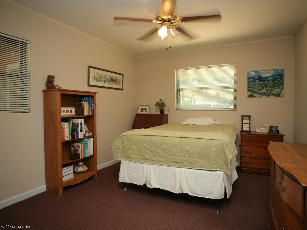 7063 Diamond Head Road Jacksonville, FL 32216 - Photo 9 of 14 Bedroom 3