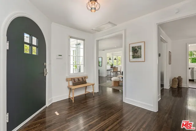 $7,500 | 234 North Ridgewood Place, Los Angeles, CA 90004