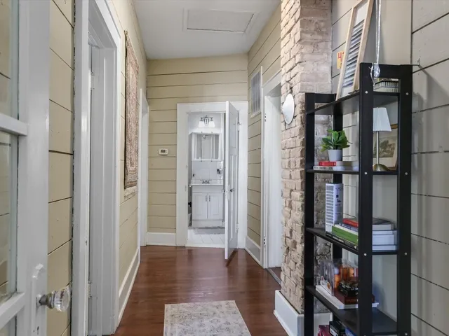 $4,800 | 805 West 28th 1/2 Street, Unit A, Austin, TX 78705