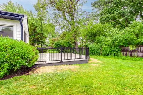 $1,150,000 | 535 Waukegan Road, Lake Forest, IL 60045