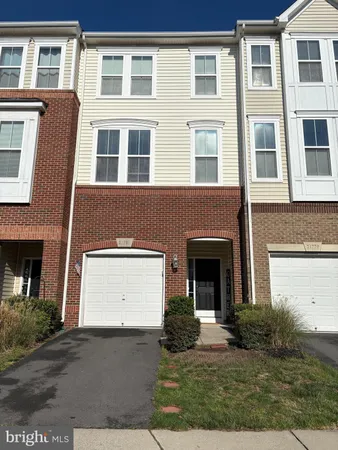 $2,900 | 21781 Harroun Terrace, Ashburn, VA 20147