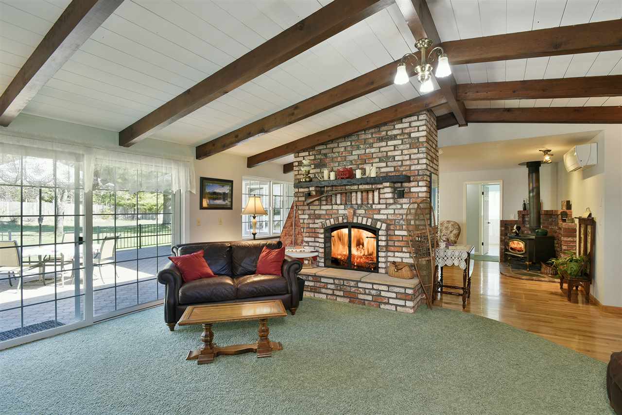734 Aiello Road Mount Shasta, CA 96067 - Photo 3 of 27 Gallery Image 3