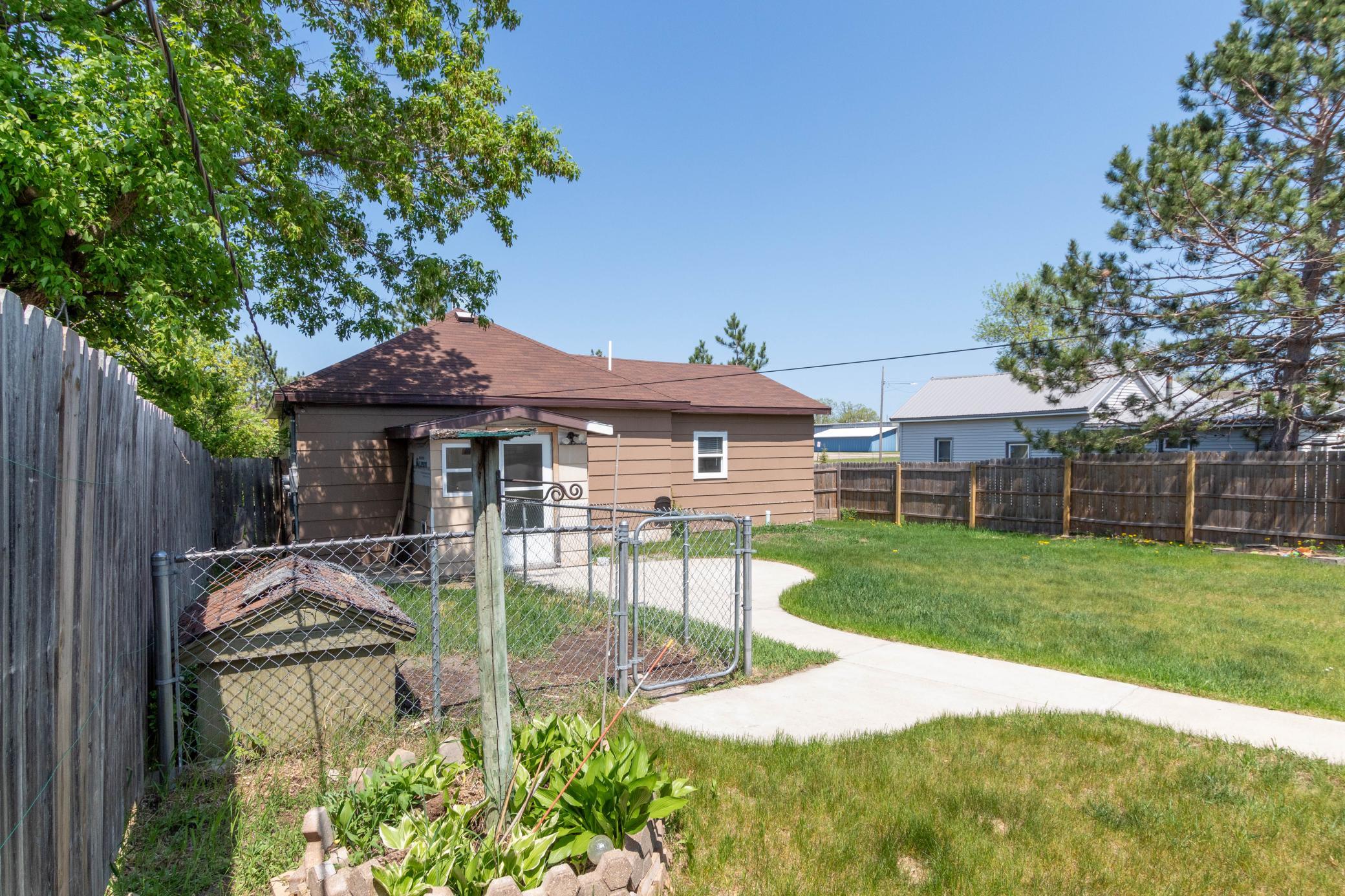 814 3rd Street Southeast Bemidji, MN 56601 - Photo 20 of 25
