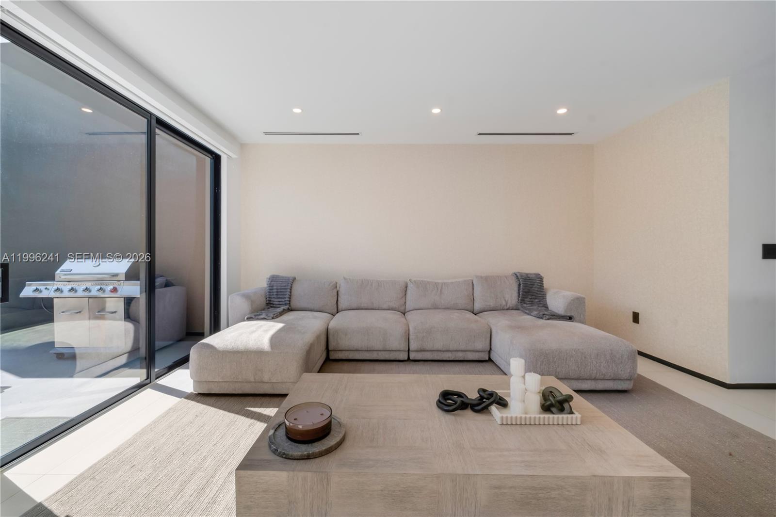 420 Southwest 15th Road, Unit 420 Miami, FL 33129 - Photo 15 of 48 Gallery Image 15
