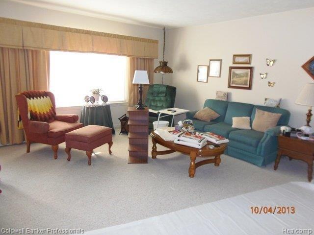 874 Angle Road Lapeer, MI 48446 - Photo 9 of 16 874 Angle LR2.JPG