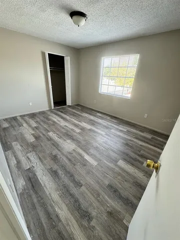 a view of empty room with window