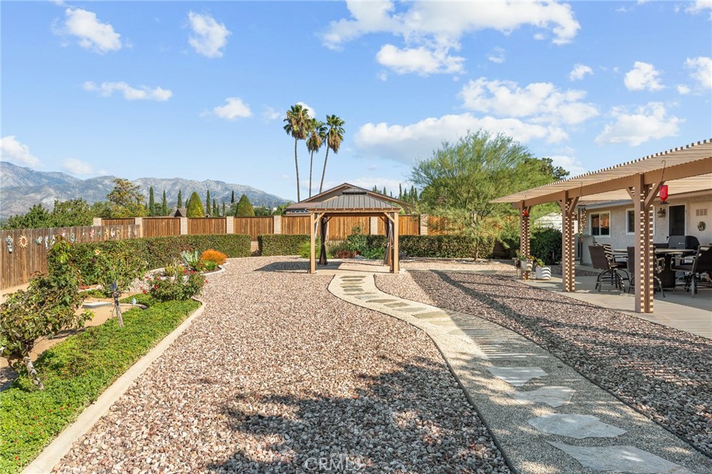 13346 Rimview Court Yucaipa, CA 92399 - Photo 43 of 60 Perfect Walkway for a Wedding under the Gazebo