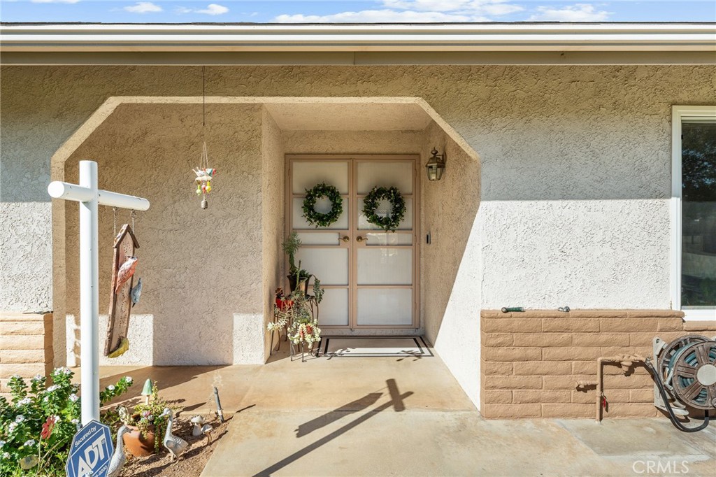 13346 Rimview Court Yucaipa, CA 92399 - Photo 10 of 60 a view of a living room