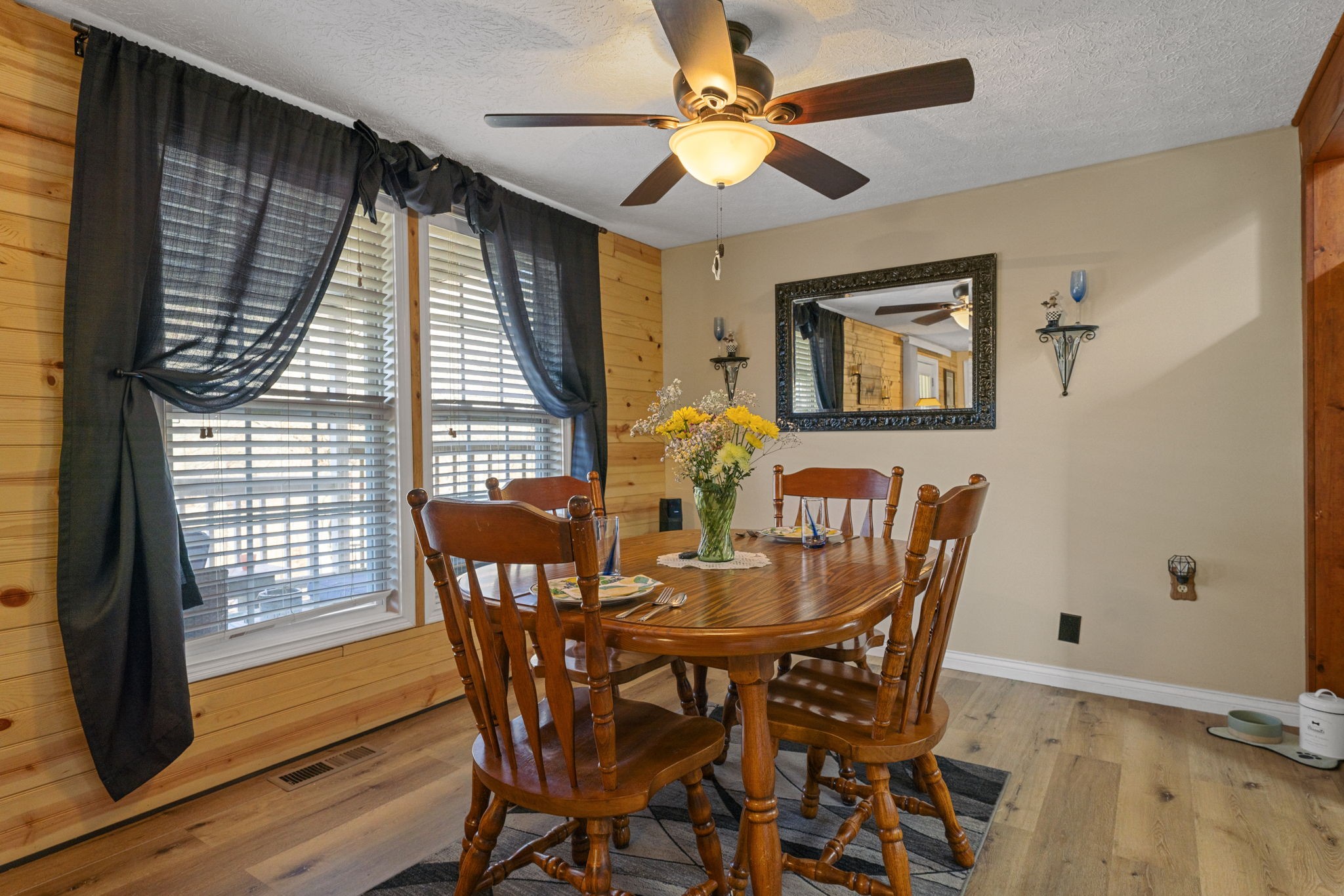 419 Jackie Dukes Road Lewisburg, KY 42256 - Photo 13 of 55 a view of a dining room with furniture and wooden floor